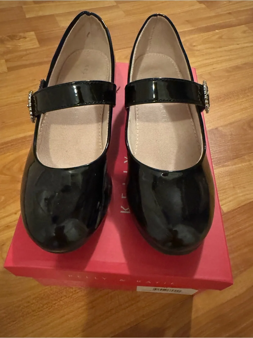 Girls Black Patent Mary Jane Dress Shoes with Rhinestone Buckle and Glitter Heel